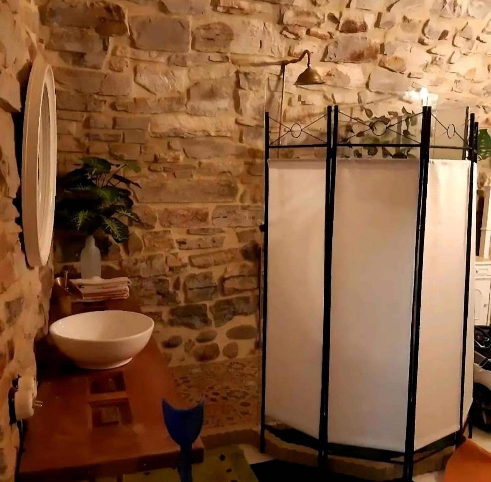 Soggiorno In Una Cantina Antica Del'500, Struttura Privata, Non Albergo Colombaro  Zewnętrze zdjęcie